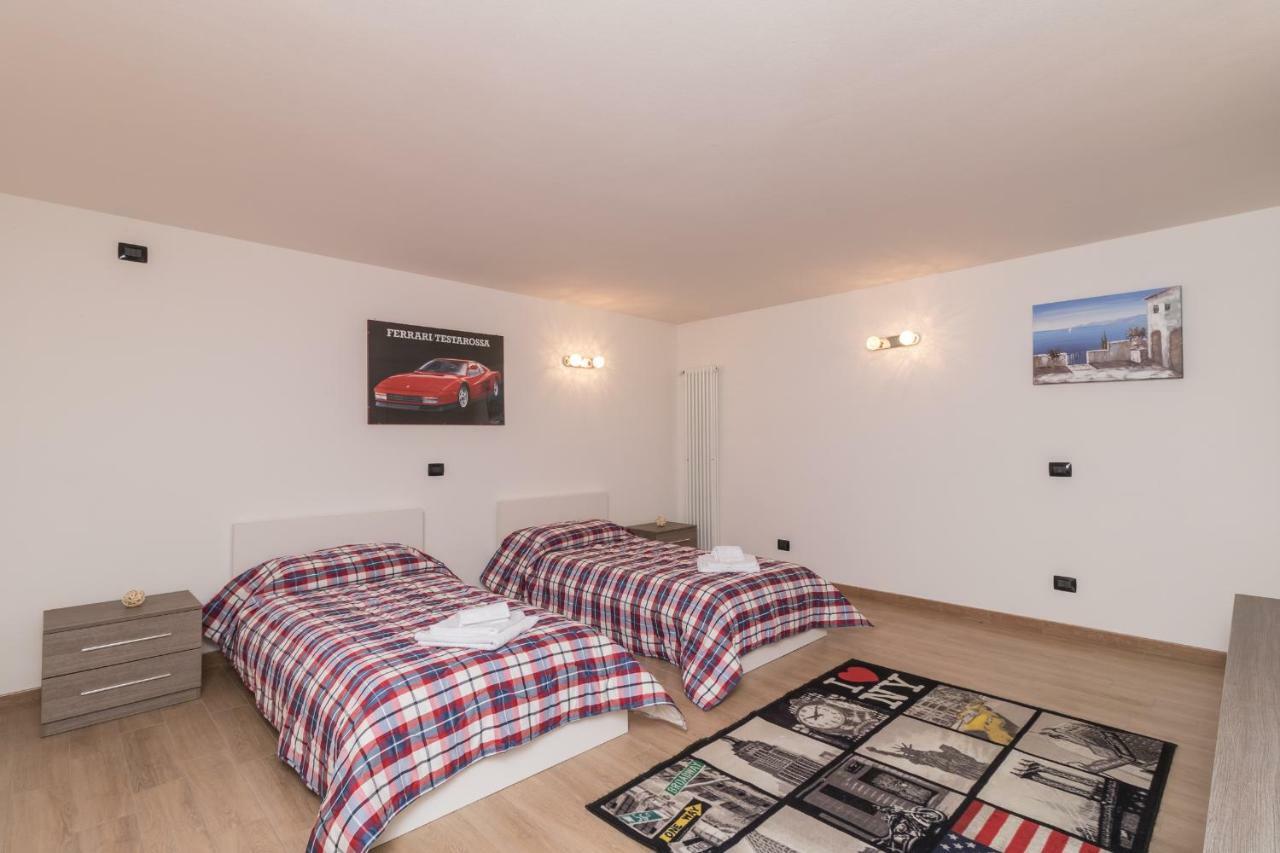 Apartment Gli Ulivi - Tremezzina Tremezzo Kültér fotó